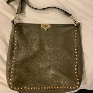 Valentino Rockstud crossbody bag - green